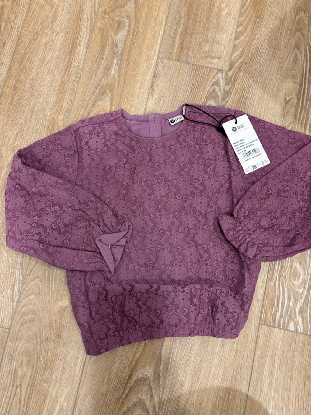 NWT Girls Woven Lace Puff-Sleeve Sweater in Mauve | 4-5y